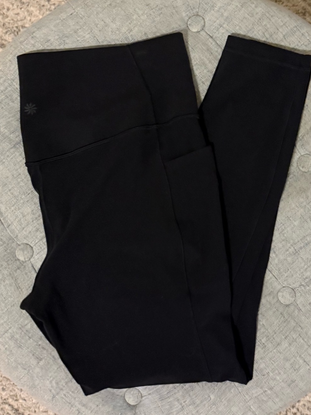 Athleta Black Salutation Stash Pocket High Rise Large💎EUC Retail $109 - Picture 11 of 11